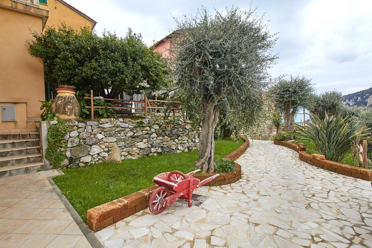 Appartamento Ulivo Finale Ligure Exteriör bild